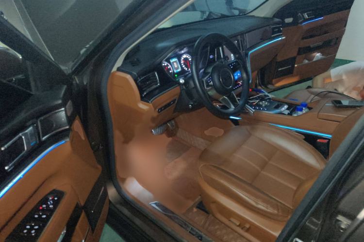 Used Zotye T700 2017 1.8T Dual-Clutch Luxury Model
