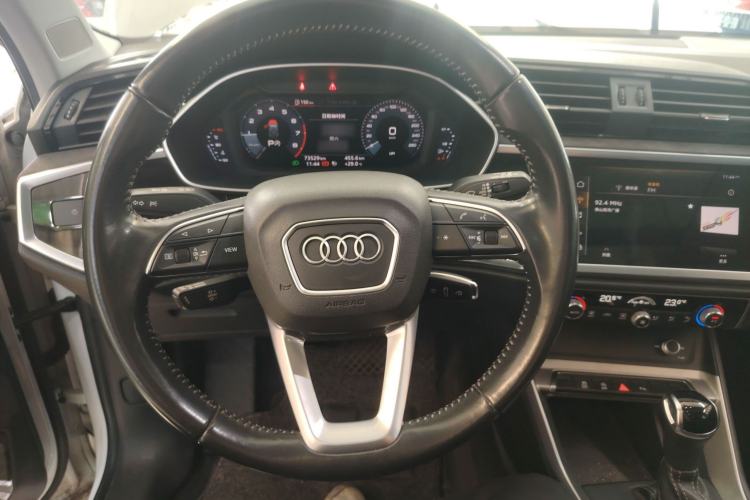 Used Audi Q3 2019 35 TFSI Advanced Dynamic Edition
