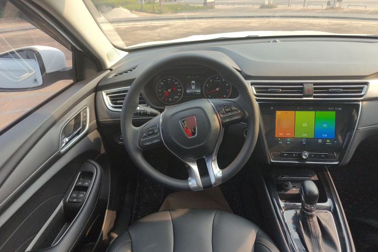 Used Roewe i5 2019 1.5L Automatic 4G Connected Langhao Edition
