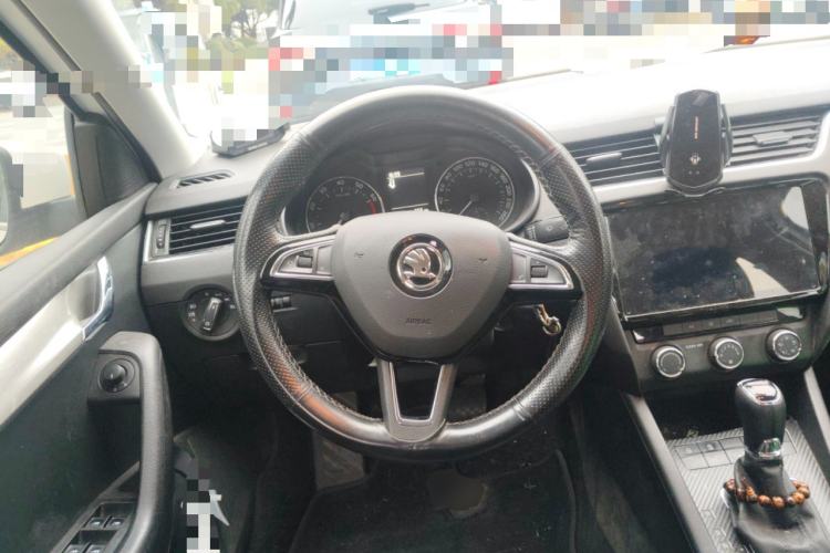 Used Skoda Octavia 2019 1.5L Automatic SmartDrive Comfort Edition China V Standard