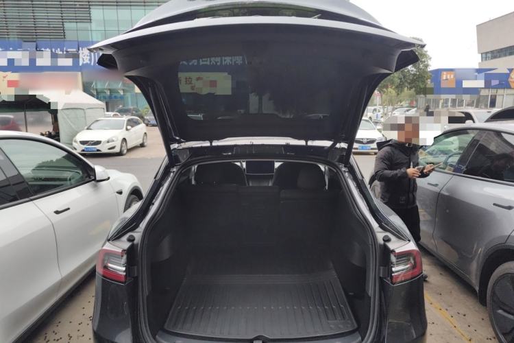 Used Tesla Model Y 2024 Rear-Wheel-Drive Version