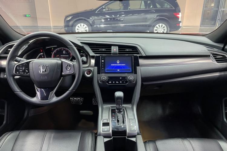 Used Honda Civic 2021 HATCHBACK 220TURBO CVT Trendy Cool Edition
