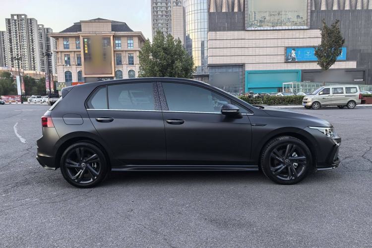 Used Volkswagen Golf 2023 Facelift 280TSI DSG R-Line Lite
