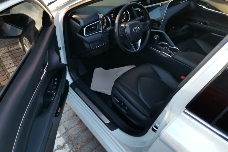 Used Toyota Camry 2019 2.0G Luxury Edition China VI Standard
