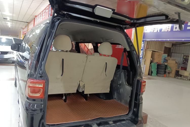 Used FORTHING Lingzhi 2019 Facelifted M5L 1.6L 7-Seater Base Model China VI Standard