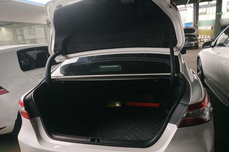 Used Toyota Camry 2019 Revised Version 2.5G Luxury Edition
