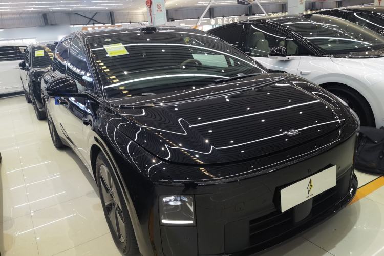 Used Li Auto Li Auto i6 2025 Model Two-Wheel-Drive Standard Type
