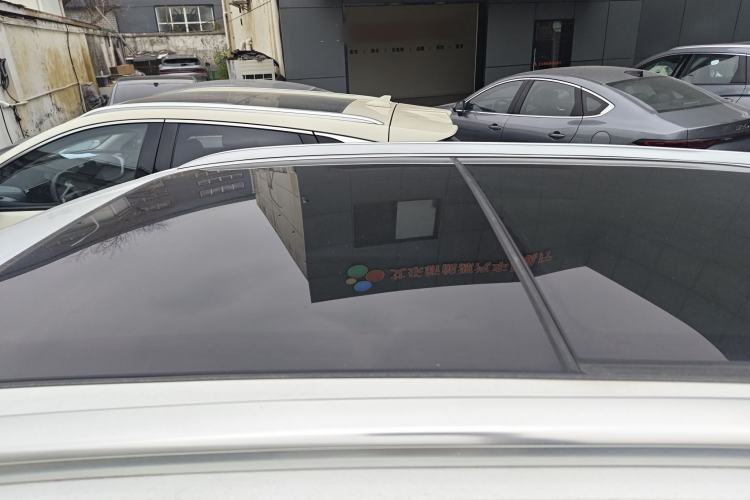 Used BYD Sealion 05 DM-i 2025 DM-i 115KM Flagship Model
