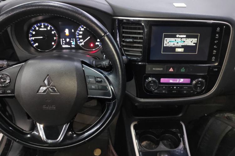 Used Mitsubishi Outlander 2020 2.0L Two-Wheel Drive Enjoyment Version 5 Seats
