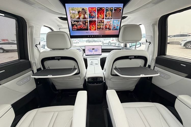 Used XPeng X9 2024 640 All-Wheel Drive High-Performance Max
