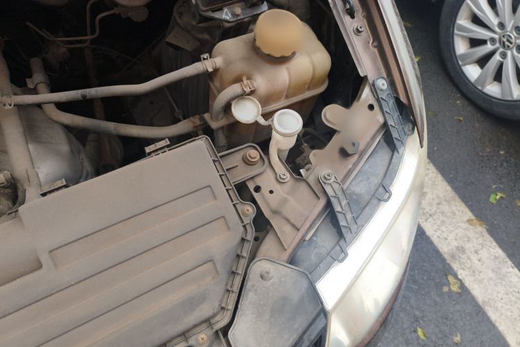 Used Wuling Hongguang 2015 1.5L S Basic Version China V Standard
