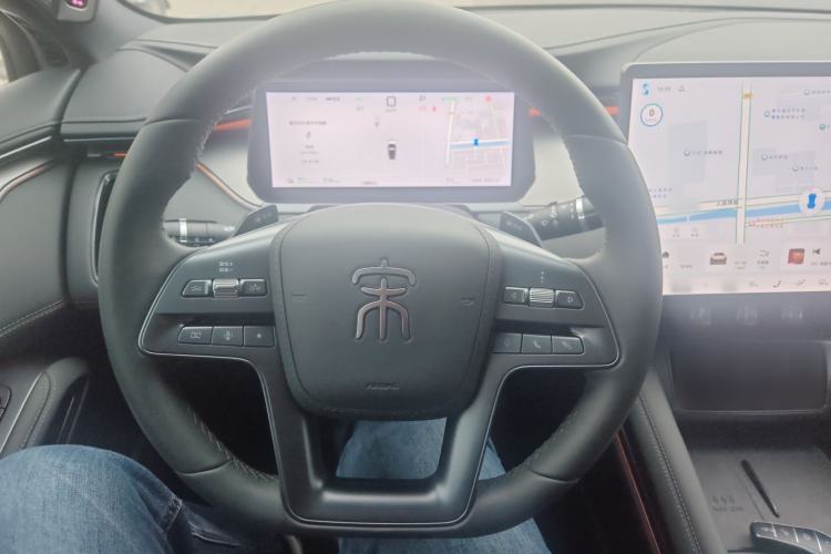 Used BYD Song L EV 2025 Intelligent Driving Version 662 km LiDAR Excellence Edition
