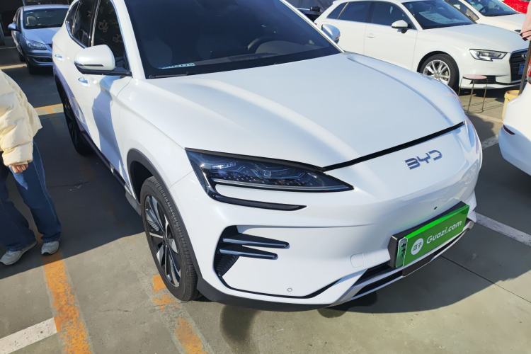 Used BYD Song PLUS New Energy 2024 Honor Edition EV 520km Premium Model