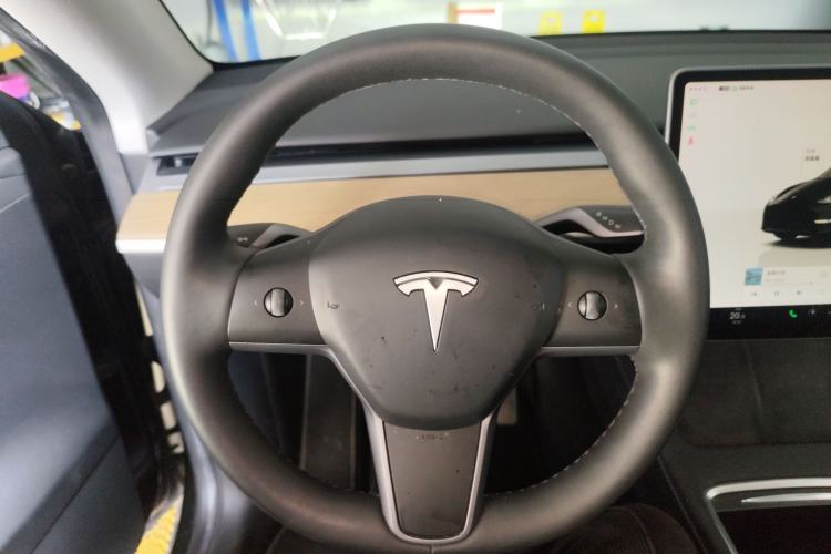 Used Tesla Model Y 2022 Rear-Wheel-Drive Version
