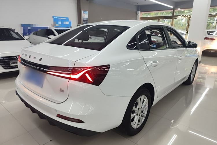 Used Roewe i5 2023 1.5L Manual Comfort Edition
