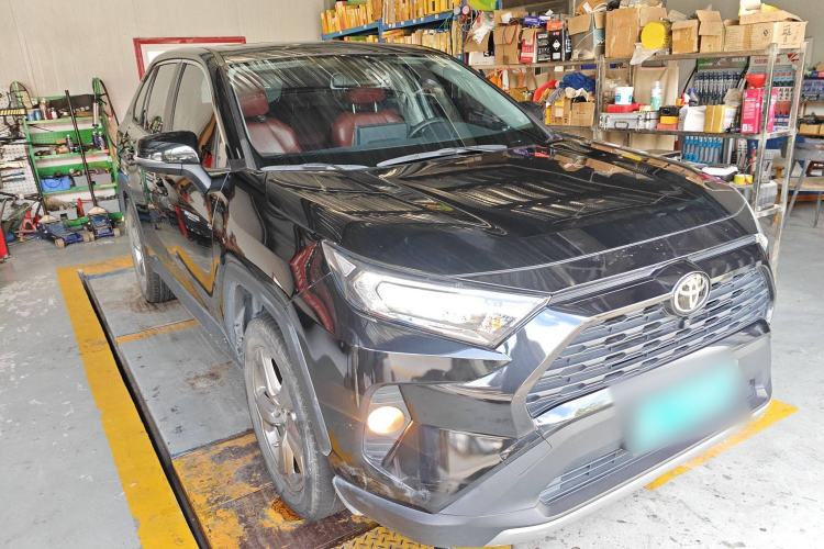 Used Toyota RAV4 2021 2.0L CVT Two-Wheel Drive Fashion Edition
