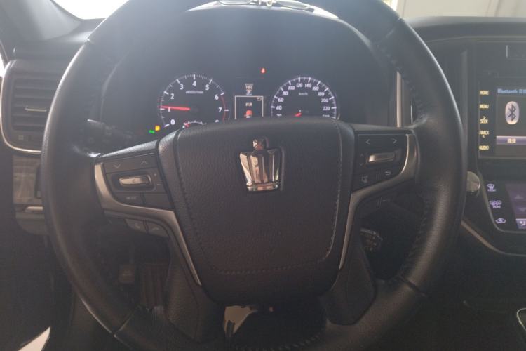 Used Toyota Crown 2015 2.0T Fashion Edition