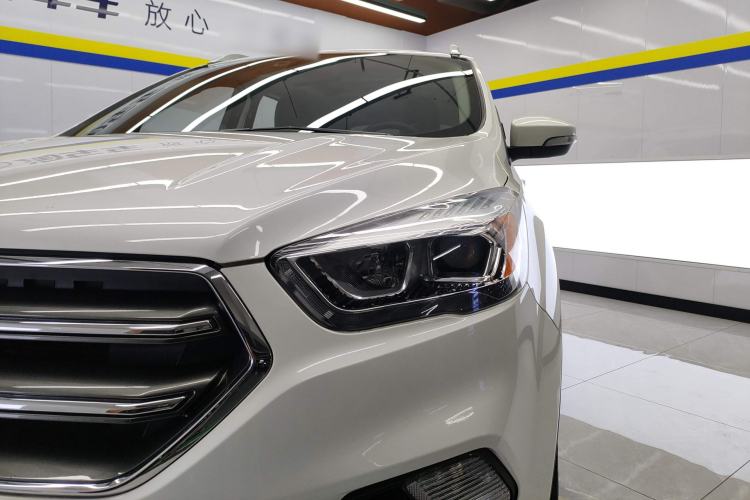 Used Ford Kuga 2019 EcoBoost 180 Two-Wheel-Drive Platinum Edition China VI Standard
