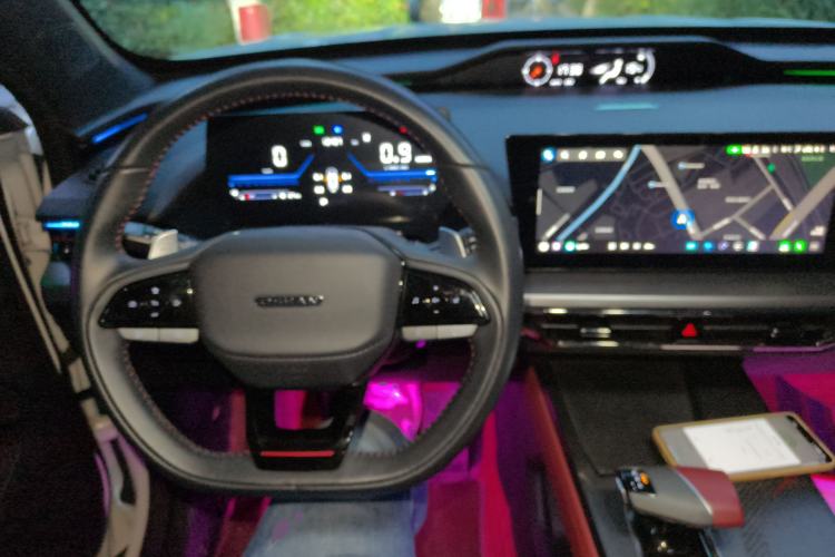 Used Oshan Z6 2023 Blue Whale 1.5T DCT Smart Luxury Model
