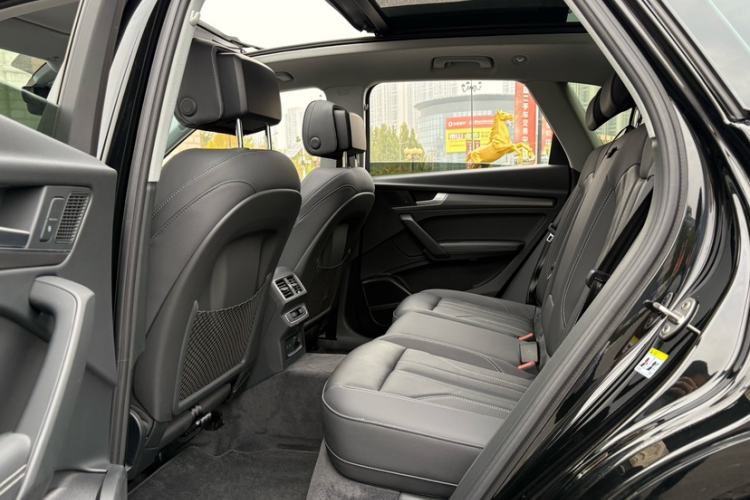 Used Audi Q5L 2022 45T Luxury Dynamic Model
