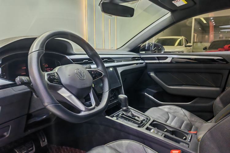 Used Volkswagen FAW-Volkswagen CC 2021 380TSI Striking Edition
