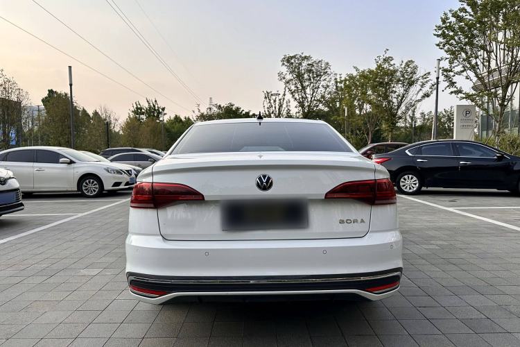 Used Volkswagen Bora 2023 1.5L Automatic Changer Limited Edition
