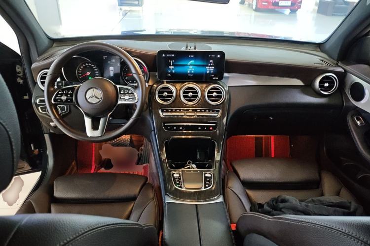 Used Mercedes-Benz GLC 2020 GLC 260 L 4MATIC Dynamic Model