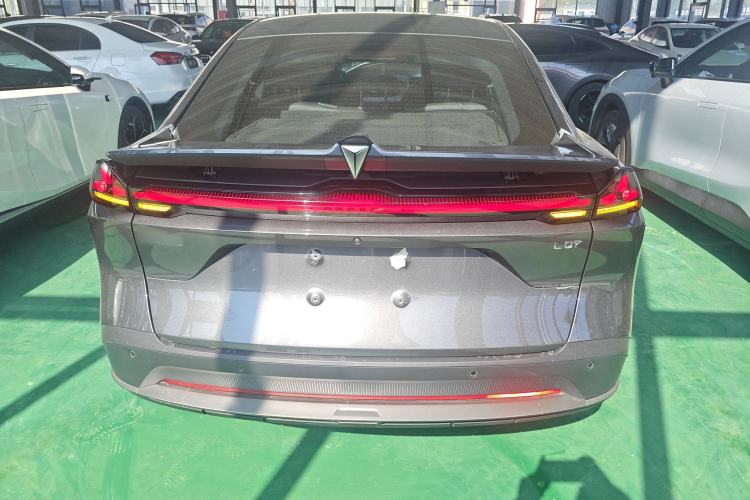 Used  L07 2024 230Max Qiankun Intelligent Driving ADS SE Range-Extended Version
