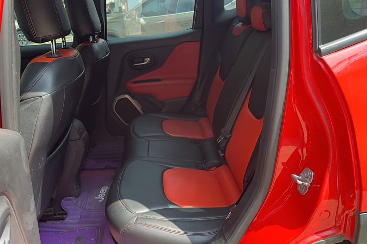 Used  Renegade 2016 1.4T Automatic High-Energy Version
