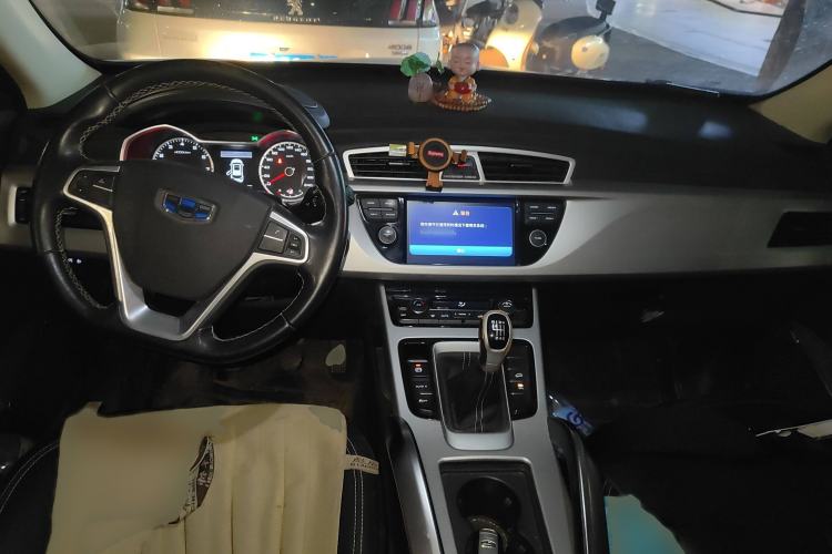 Used Geely Auto Emgrand X7 Sport 2016 2.0L Manual ZhiShang Version
