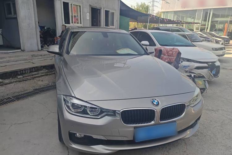 Used BMW 3 Series 2016 320Li Ambition Model
