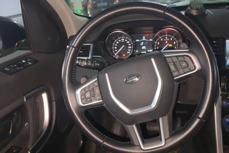 Used Land Rover Discovery Sport 2019 240 PS SE Version China V Standard