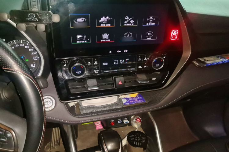 Used Toyota Highlander 2023 2.5L Smart Electric Hybrid Dual-Engine Four-Wheel Drive Prestige Version – 7 Seats
