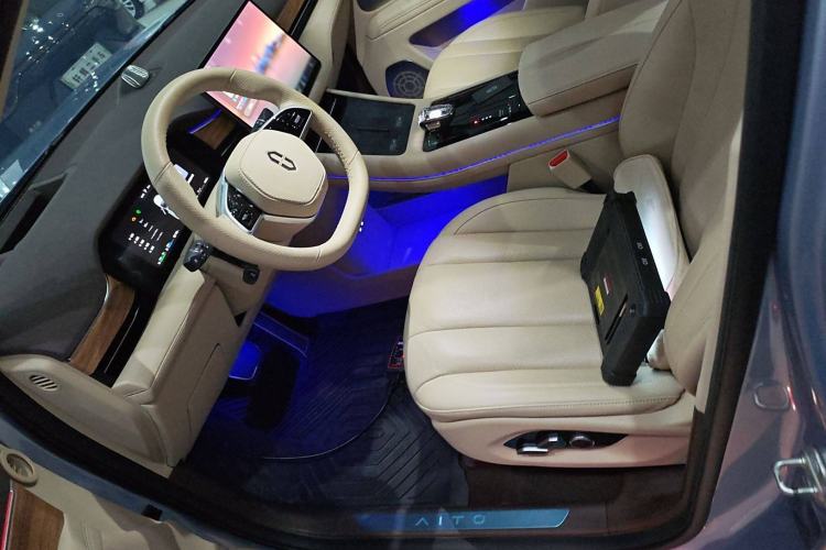 Used Hima AITO M7 2024 1.5T Intelligent Driving 4WD Max Edition 5 Seats
