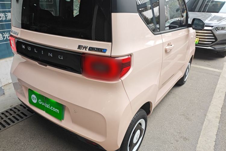 Used Wuling Hongguang MINIEV 2022 Macaron Premium Model – Lithium Iron Phosphate
