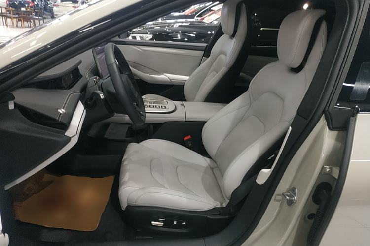 Used  SU7 2024 Four-Wheel Drive Ultra-Long Range Advanced Intelligent Driving Max Edition
