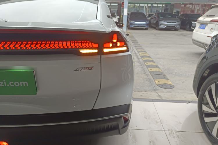 Used  SL03 2023 200Max Range-Extended Version
