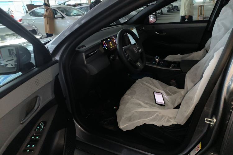 Used BYD Qin PLUS 2025 DM-i Smart Drive 55KM Leading Model
