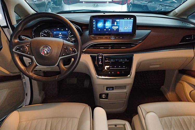 Used Buick GL8 2022 Land Business Class 652T Luxury Model
