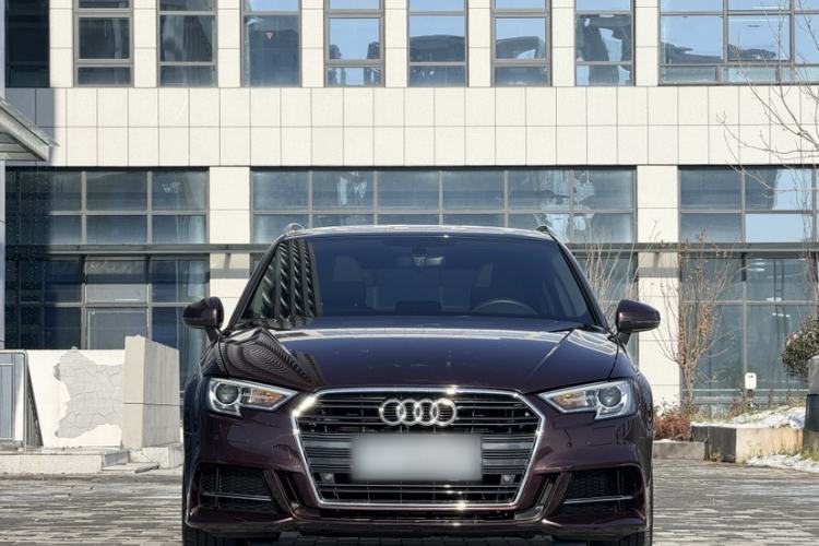 Used Audi A3 2018 30th Anniversary Edition Sportback 35 TFSI Fashion Model
