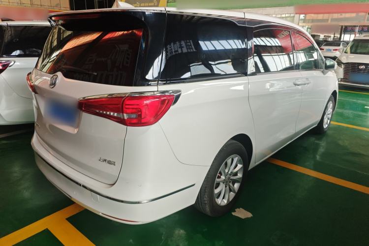 Used Buick GL8 2017 ES 28T Comfort Model China V Standard
