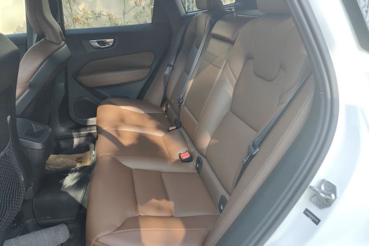 Used Volvo XC60 2021 T5 4x4 Smart Luxury Edition