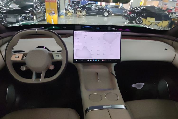 Used  YU7 2025 Ultra-Long Range Rear-Wheel Drive Version
