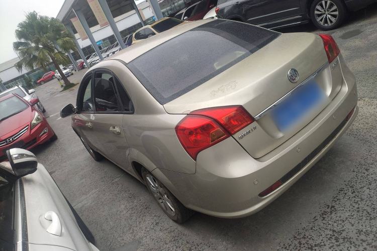 Used Buick Excelle 2013 1.5L Manual Luxury Model
