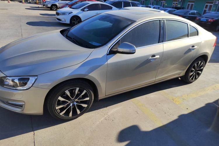 Used Volvo S60 2018 S60L T3 Smart Progress Edition
