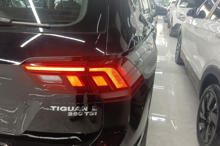 Used Volkswagen Tiguan L 2019 Revised Version 280TSI Automatic Two-Wheel Drive Panoramic Comfort Edition China VI Standard