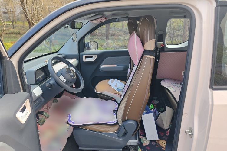 Used Wuling Hongguang MINIEV 2022 GAMEBOY 200km Gaming Edition with Lithium Iron Phosphate
