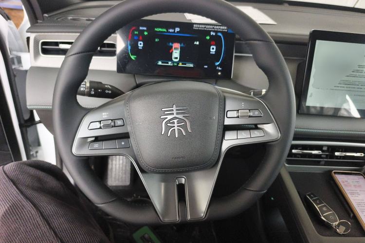 Used BYD Qin PLUS 2025 DM-i Smart Drive 55KM Leading Model