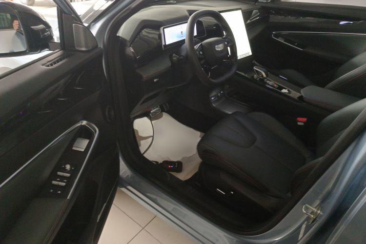 Used Geely Auto Emgrand X7 Sport 2024 1.5TD Prestige Edition
