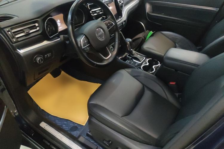 Used  Grand Commander 2022 2.0T Two-Wheel Drive Luxury Version